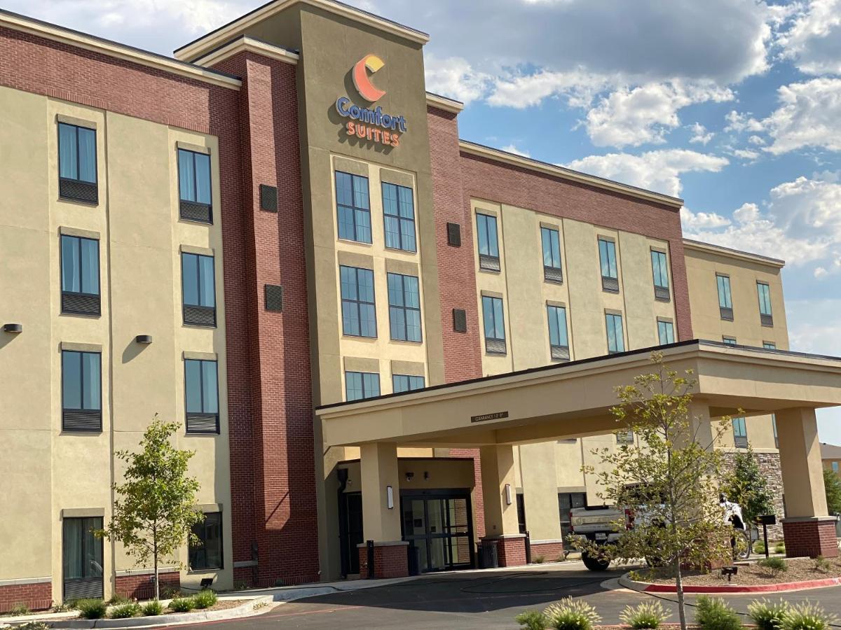 Comfort Suites Midland West Extérieur photo