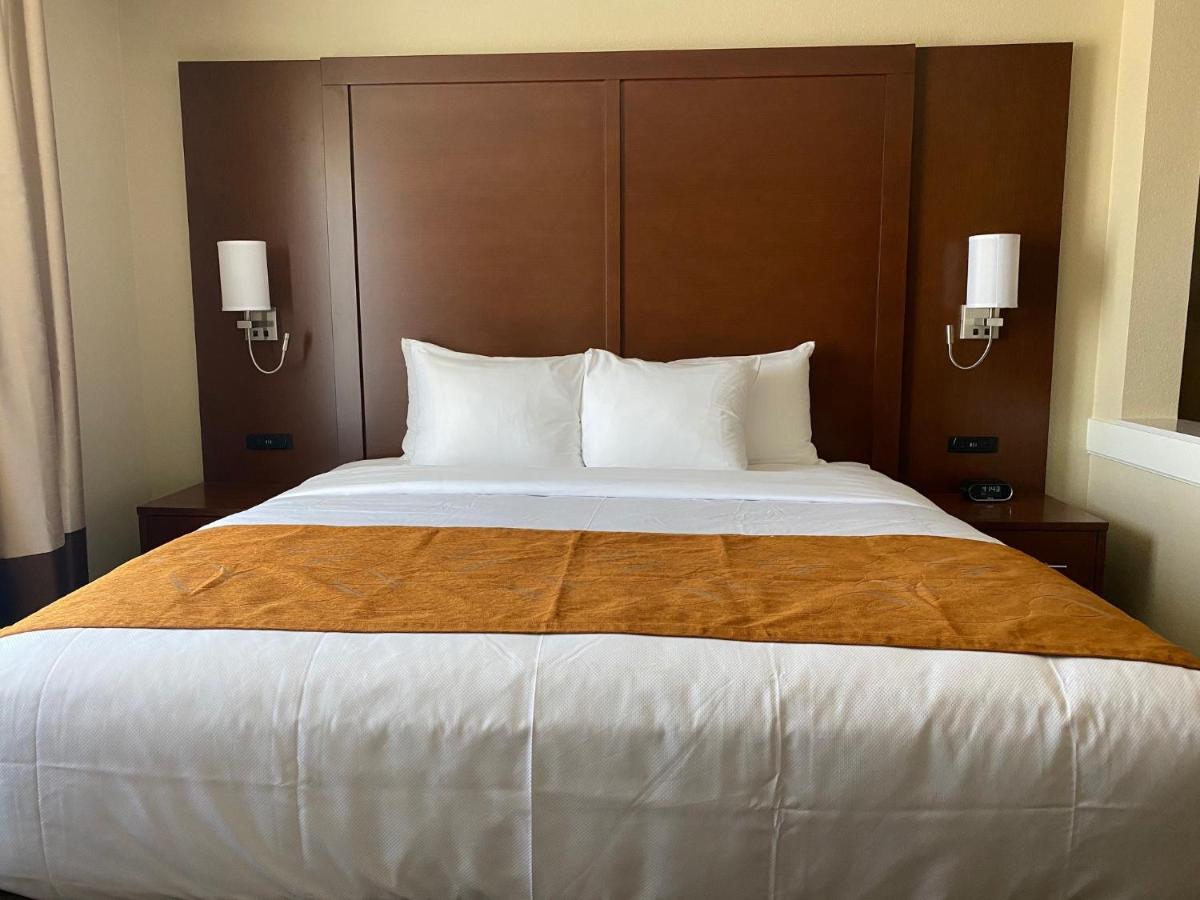 Comfort Suites Midland West Extérieur photo