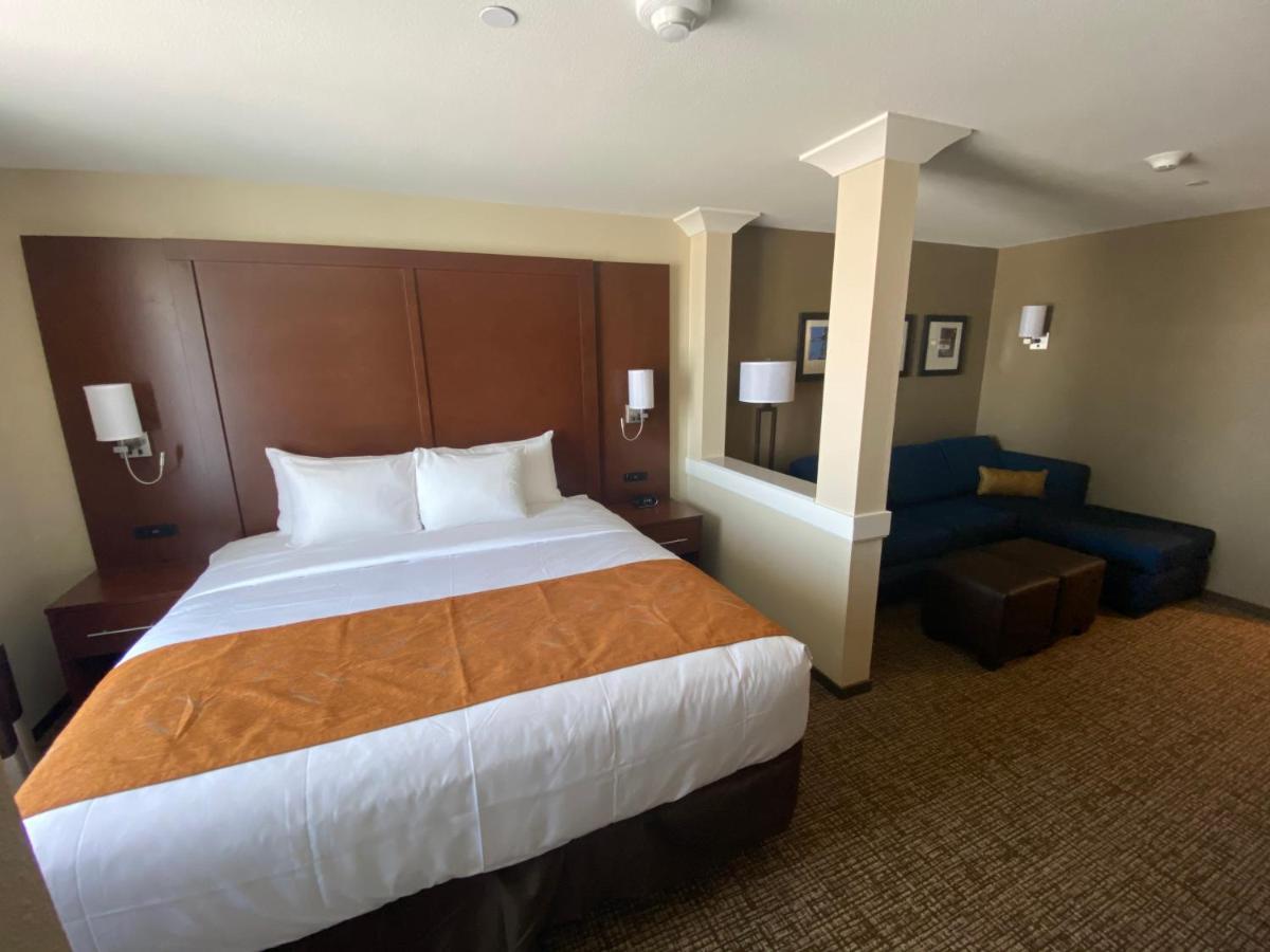Comfort Suites Midland West Extérieur photo