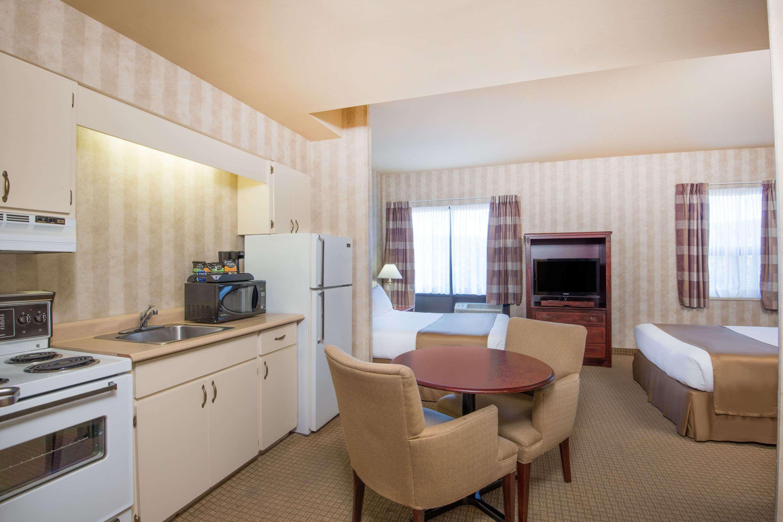 Comfort Suites Midland West Extérieur photo